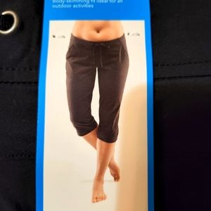 Columbia Omni Shield black capris